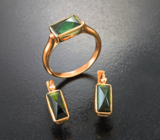 Серебро 925 Комплект с зелеными турмалинами 3,89 карата