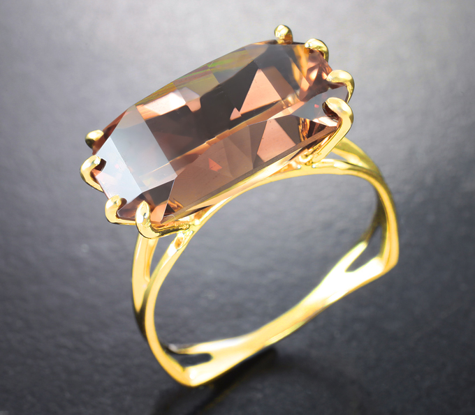 Золото Кольцо солнечным камнем 7,97 карата