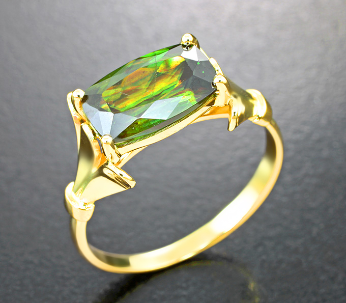 Золото Кольцо с зеленым сфеном высокой дисперсии 3,06 карата