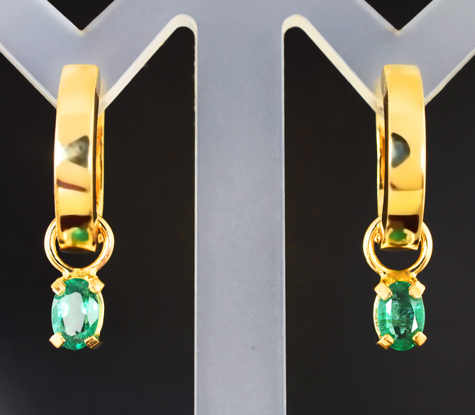 Золото Серьги с уральскими изумрудами 1,02 карата