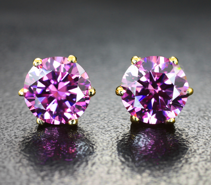 Золото Серьги с чистейшими пурпурно-розовыми муассанитами 2,32 карата