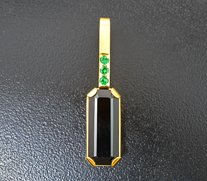 Серебро 925 Кулон с шерлом и цаворитом