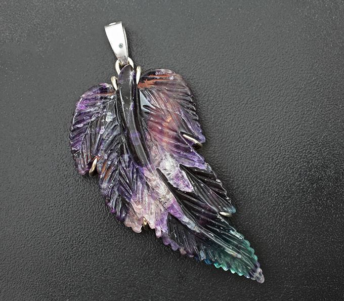 Серебро 925 Миниатюра «Лист» из цельного флюорита