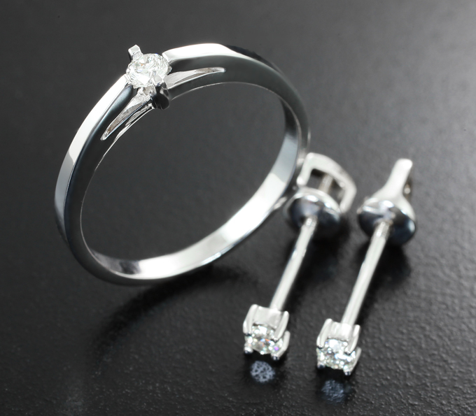 Золото Комплект с бриллиантами 0,28 карата