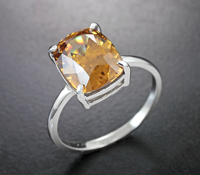 Золото Кольцо с золотистым цирконом высокой чистоты 7,17 карата