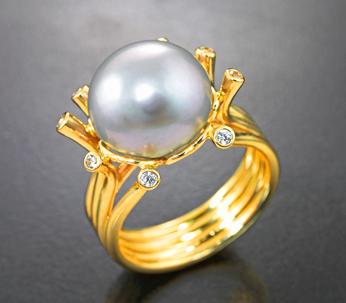 Золото Кольцо с серебристой морской жемчужиной 9,53 карата