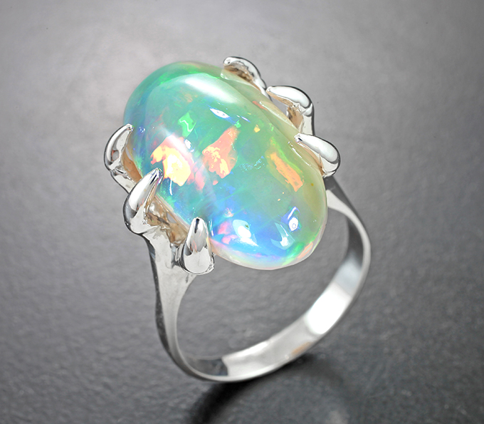 Золото Кольцо с кристаллическими эфиопскими опалом 8,96 карата