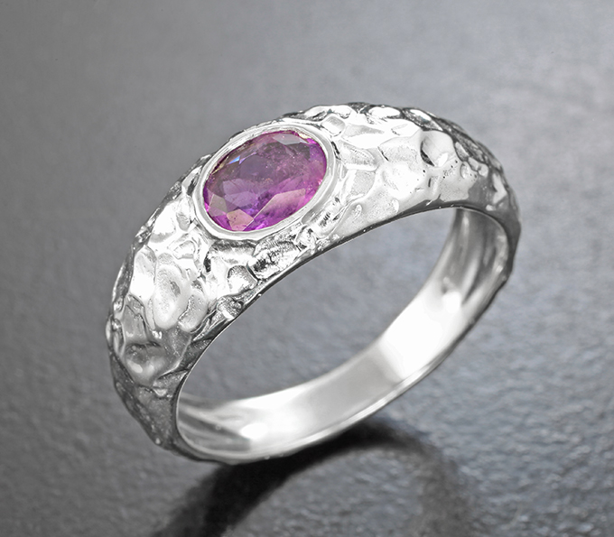 Серебро 925 Кольцо с хакманитом 0,32 карата