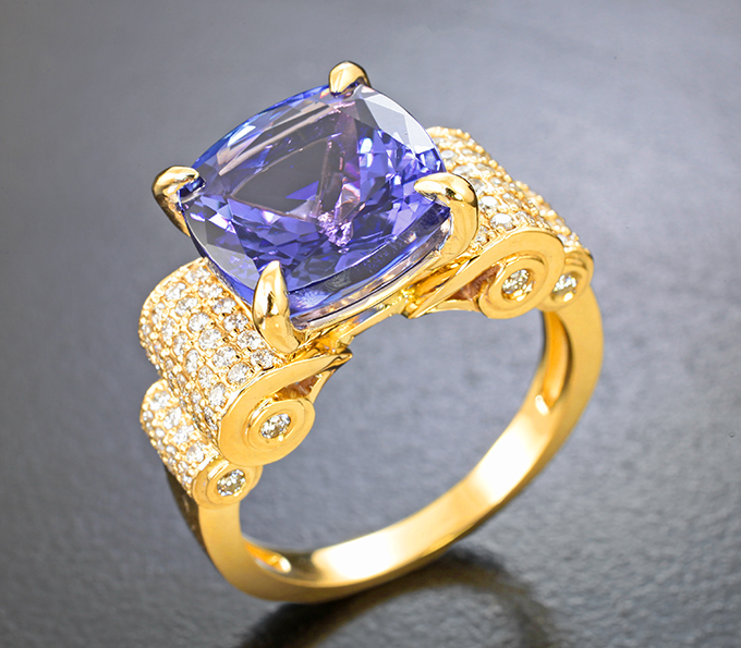 Золото Кольцо c танзанитом 6,63 карата и бриллиантами