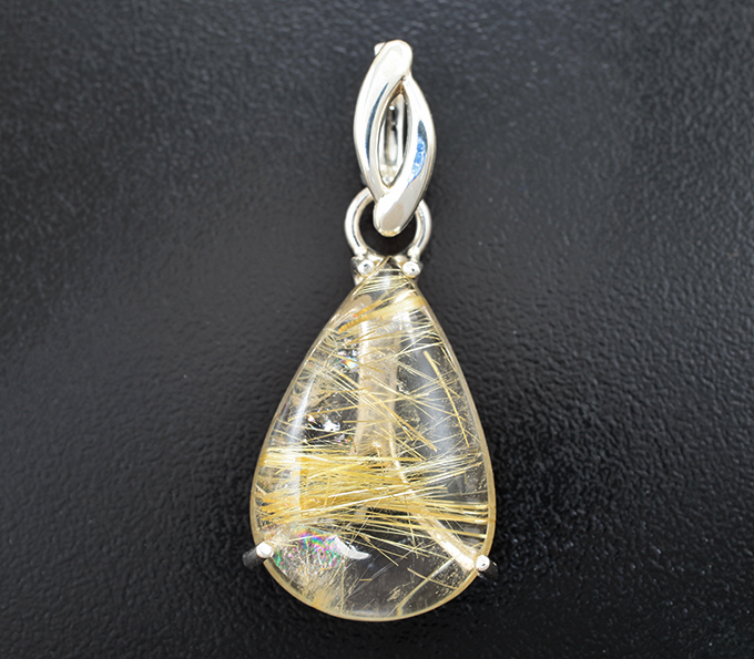 Серебро 925 Кулон с крупным кварцем с золотистым рутилом 24,76 карата