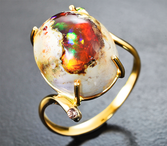 Золото Кольцо с мексиканским jelly опалом 9,84 карата