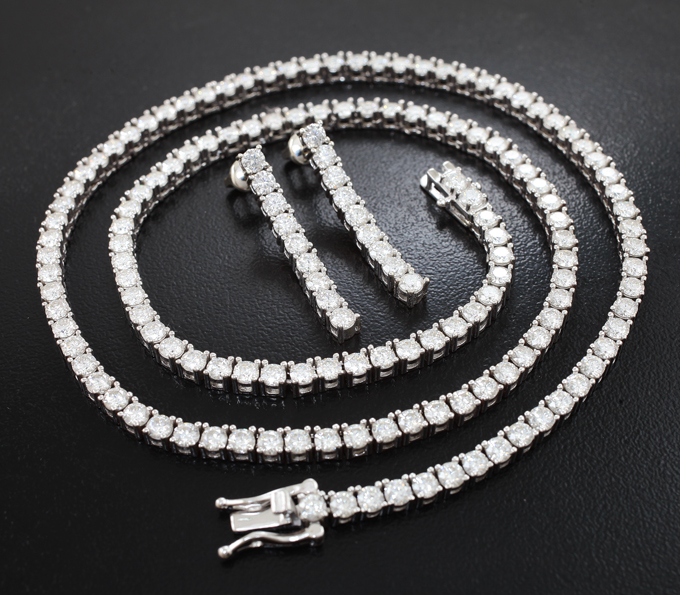 Серебро 925 Комплект с муассанитами 16,62 карата