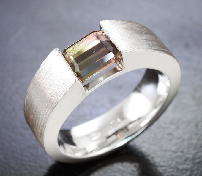 Серебро 925 Кольцо с турмалином 1,3 карата