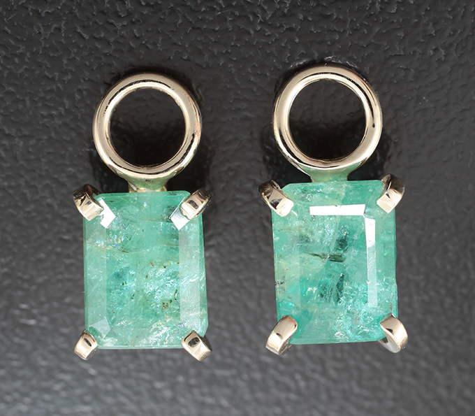 Золото Подвесы с уральскими изумрудами 4,33 карата 