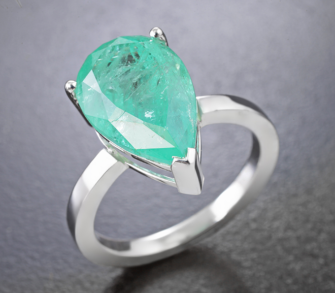 Золото Кольцо с изумрудом 4,95 карата