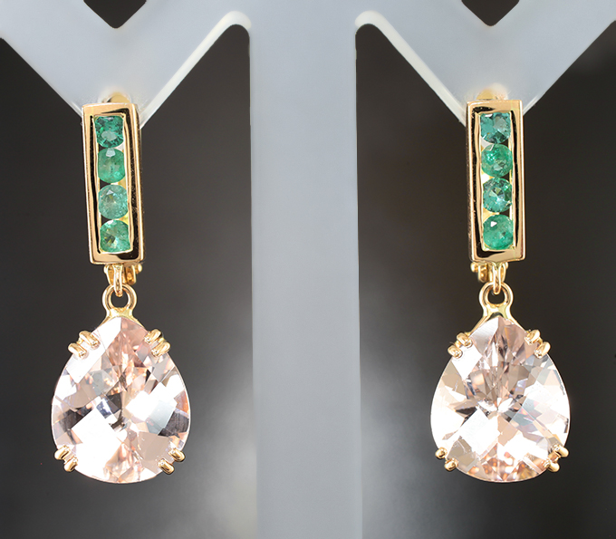 Золото Золотые серьги с чистейшими морганитами 7,24 карата и уральскими изумрудами
