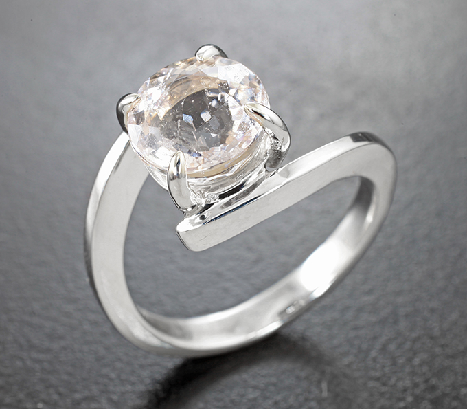 Серебро 925 Кольцо с морганитом 2,78 карата 