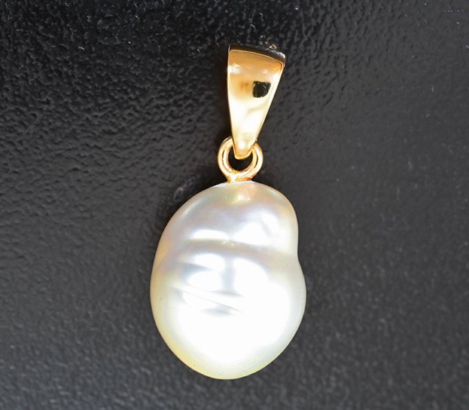 Золото Кулон с жемчужиной keshi 11,5 карата
