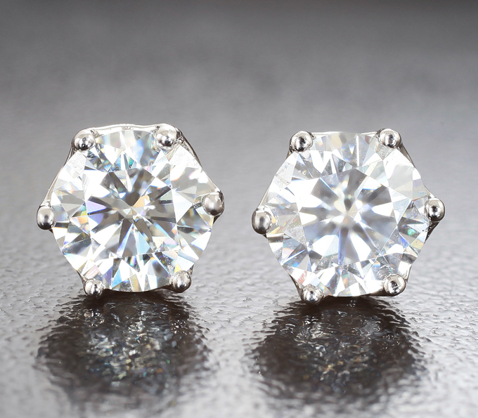 Серебро 925 Пусеты с муассанитами 1,96 карата