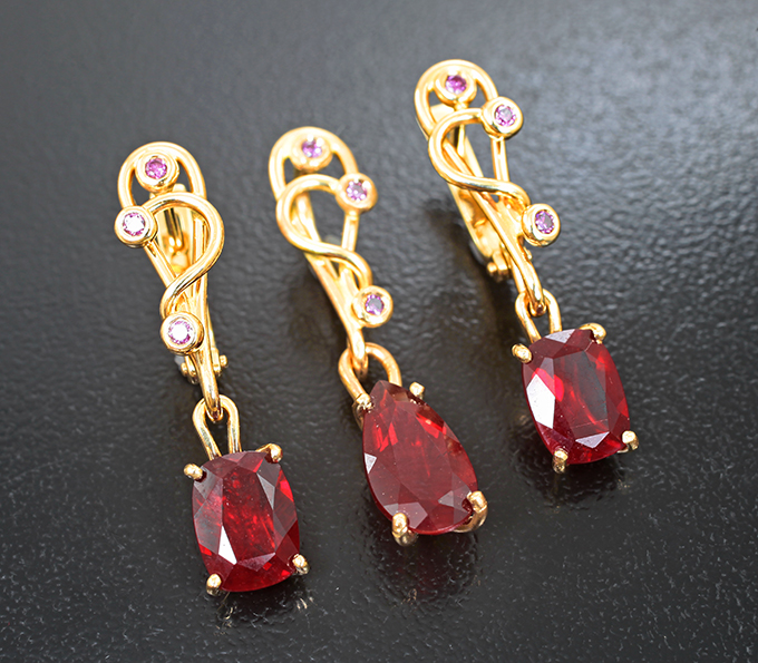 Золото Комплект с андезинами 3,66 карата и розовыми бриллиантами