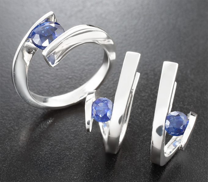 Серебро 925 Комплект с кианитами 3,68 карата