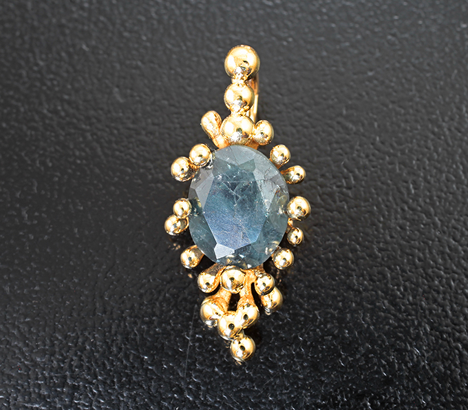 Золото Кулон с уральским александритом 2,8 карата