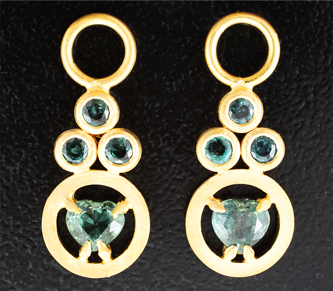 Золото Подвесы для серег с сапфирами 0,84 карата и александритами