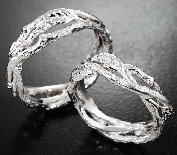 Золото Два текстурных кольца