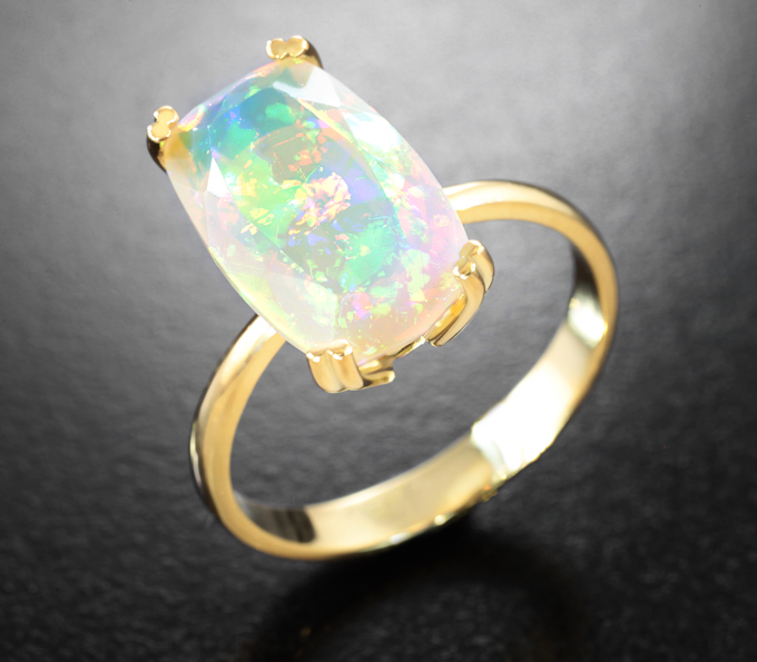 Серебро 925 Кольцо с ограненным эфиопским опалом 2,99 карата