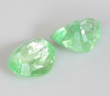 Пара мятно-зеленых цаворитов 1,48 карата