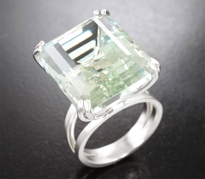 Серебро 925 Кольцо с зеленым аметистом 23,39 карата