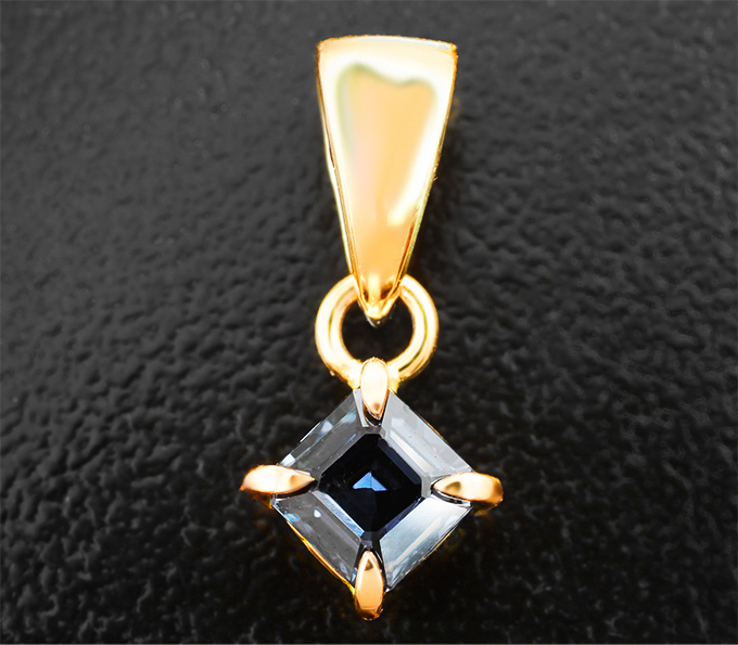 Золото Кулон с сапфиром со сменой цвета 0,79 карата