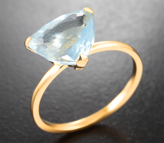 Золото Кольцо с насыщенным аквамарином 3,21 карата