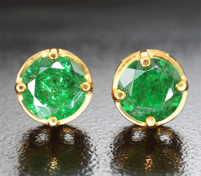 Серебро 925 Пусеты с цаворитами 1,81 карата