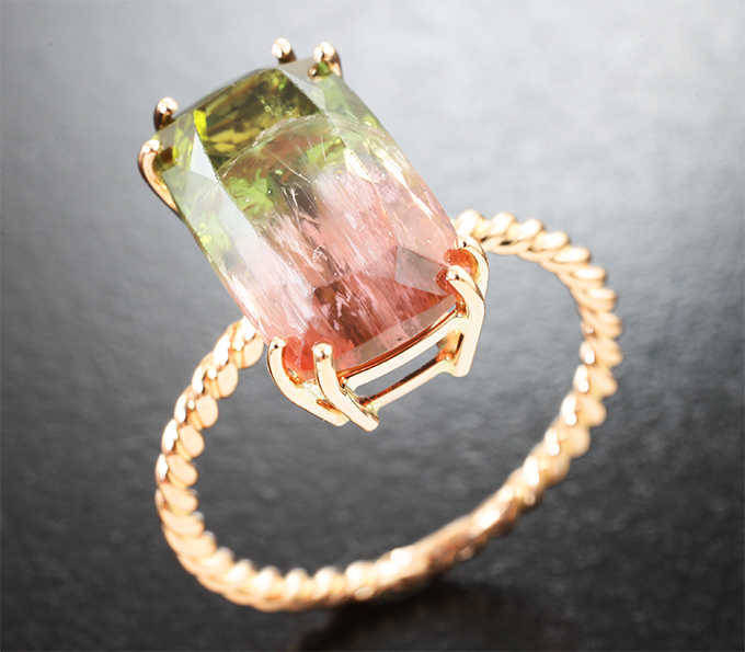 Золото Кольцо с насыщенным арбузным турмалином 6,9 карата