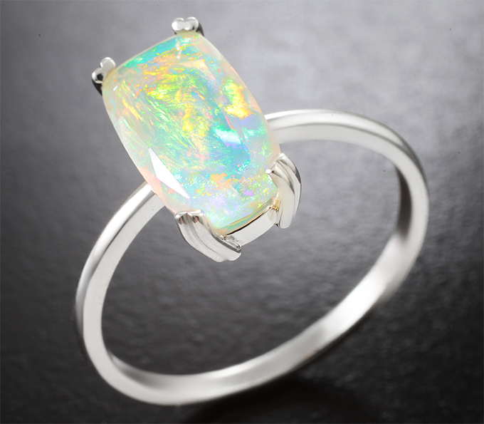 Серебро 925 Кольцо с ограненным эфиопским опалом 1,96 карата