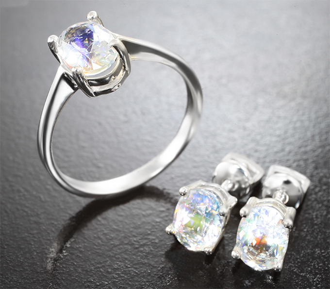 Серебро 925 Комплект с ограненным лунным камнем 2,93 карата