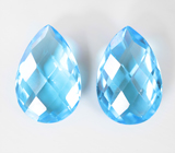 Крупная пара чистейших голубых топазов 13,65 карата