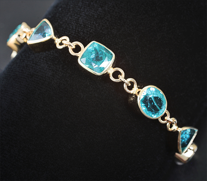 Золото Браслет с апатитами 25,14 карата