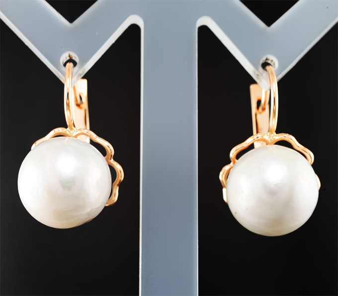 Золото Серьги с морским жемчугом барокко 27,28 карата