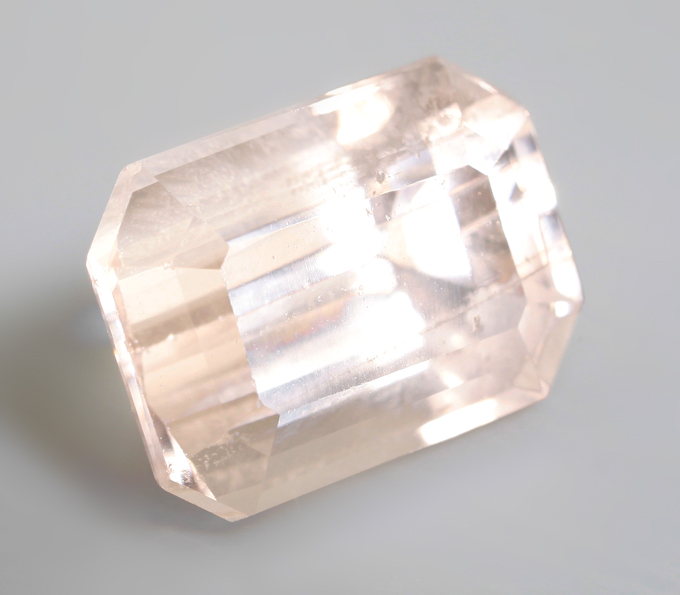 Морганит 2,97 карата