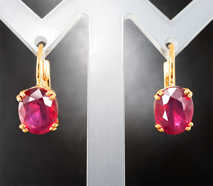 Золото Серьги с рубинами 6,97 карата