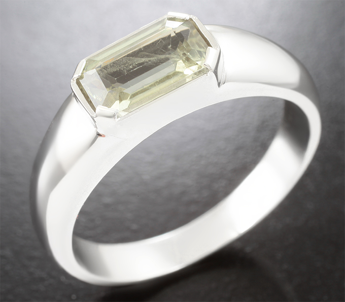 Серебро 925 Кольцо с диаспором 2,3 карата