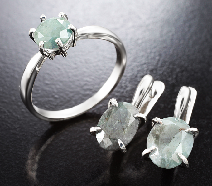 Серебро 925 Комплект с уральскими александритами 6,3 карата