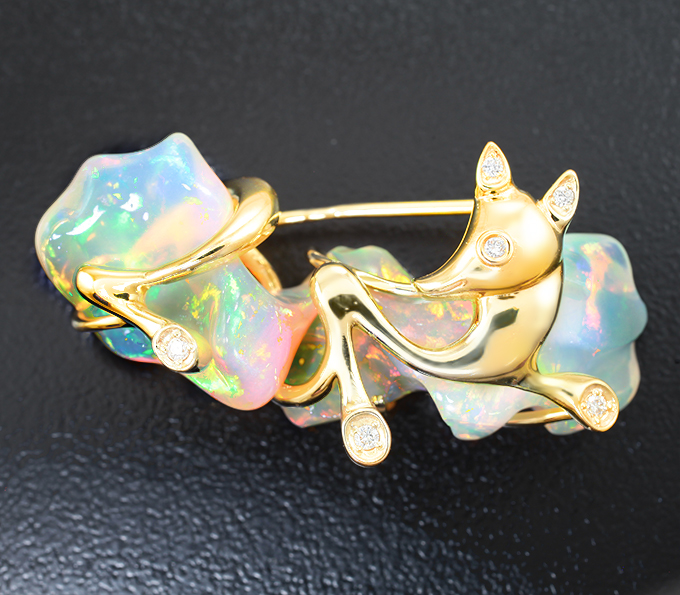 Золото Брошь с кристаллическими эфиопскими опалами 14,99 карата и бриллиантами