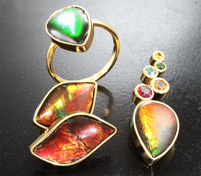 Серебро 925 Комплект с аммолитами аммонита 15,58 карата, рубиновой шпинелью, цитрином, диопсидом, васильковым и желтым сапфиром