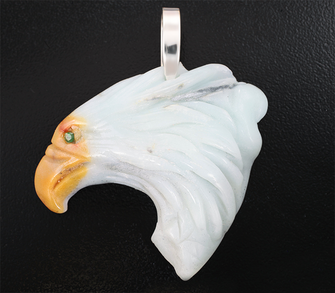 Серебро 925 Кулон с камеей-подвеской «Орел» из цельного амазонита, инкрустированной изумрудом