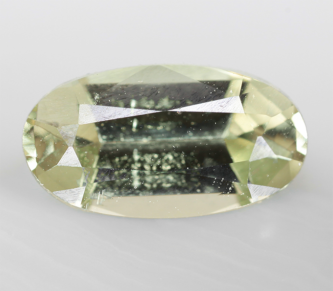 Диаспор авторской огранки 1,3 карата