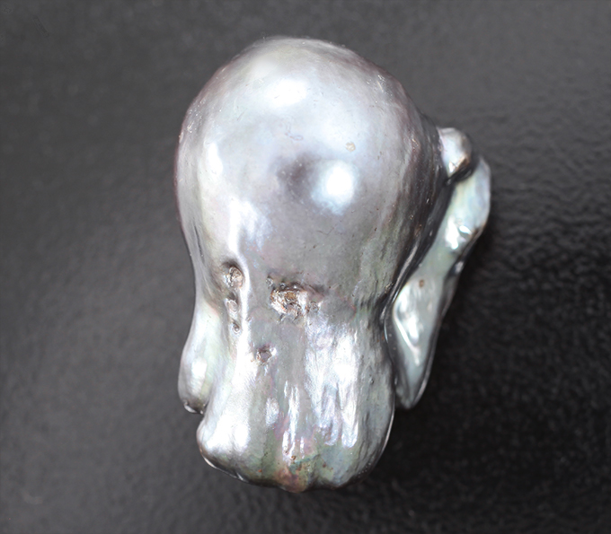 Крупная титановая морская жемчужина барокко 49,76 карата! Яркий люстр