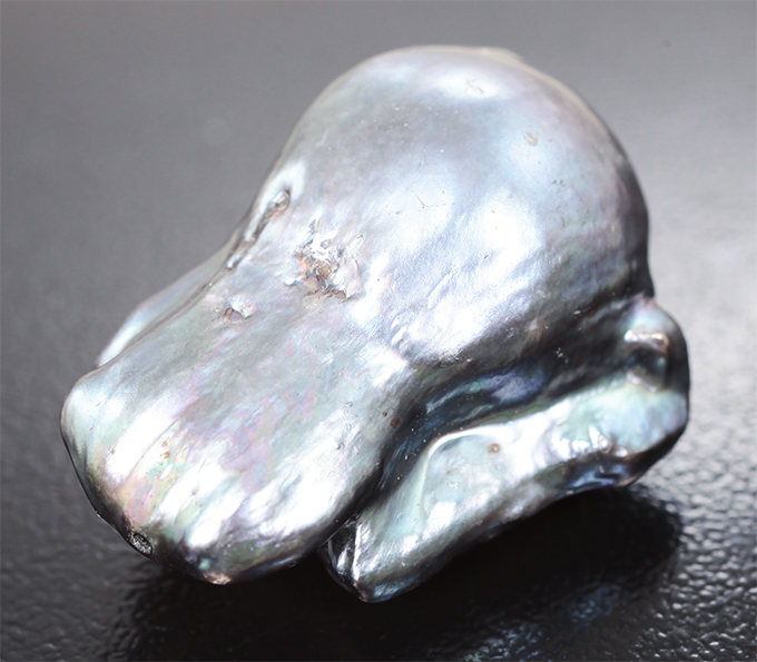 Крупная титановая морская жемчужина барокко 49,76 карата! Яркий люстр